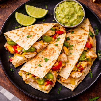 QUESADILLAS AU POULET EFFILOCHÉ