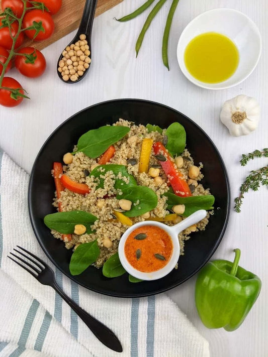 SALADE DE QUINOA ET LÉGUMES